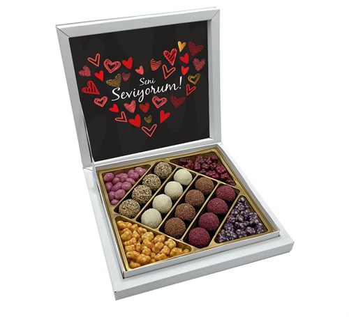 Sevgililer Günü Çikolatası + Draje Siyah Desenli Sunum Kutulu