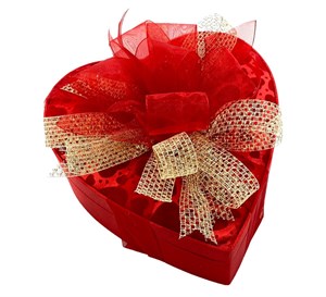Altın Kalpli Çikolata ve Drajeli Sevgililer Gününe Özel Kalpli Kutu
